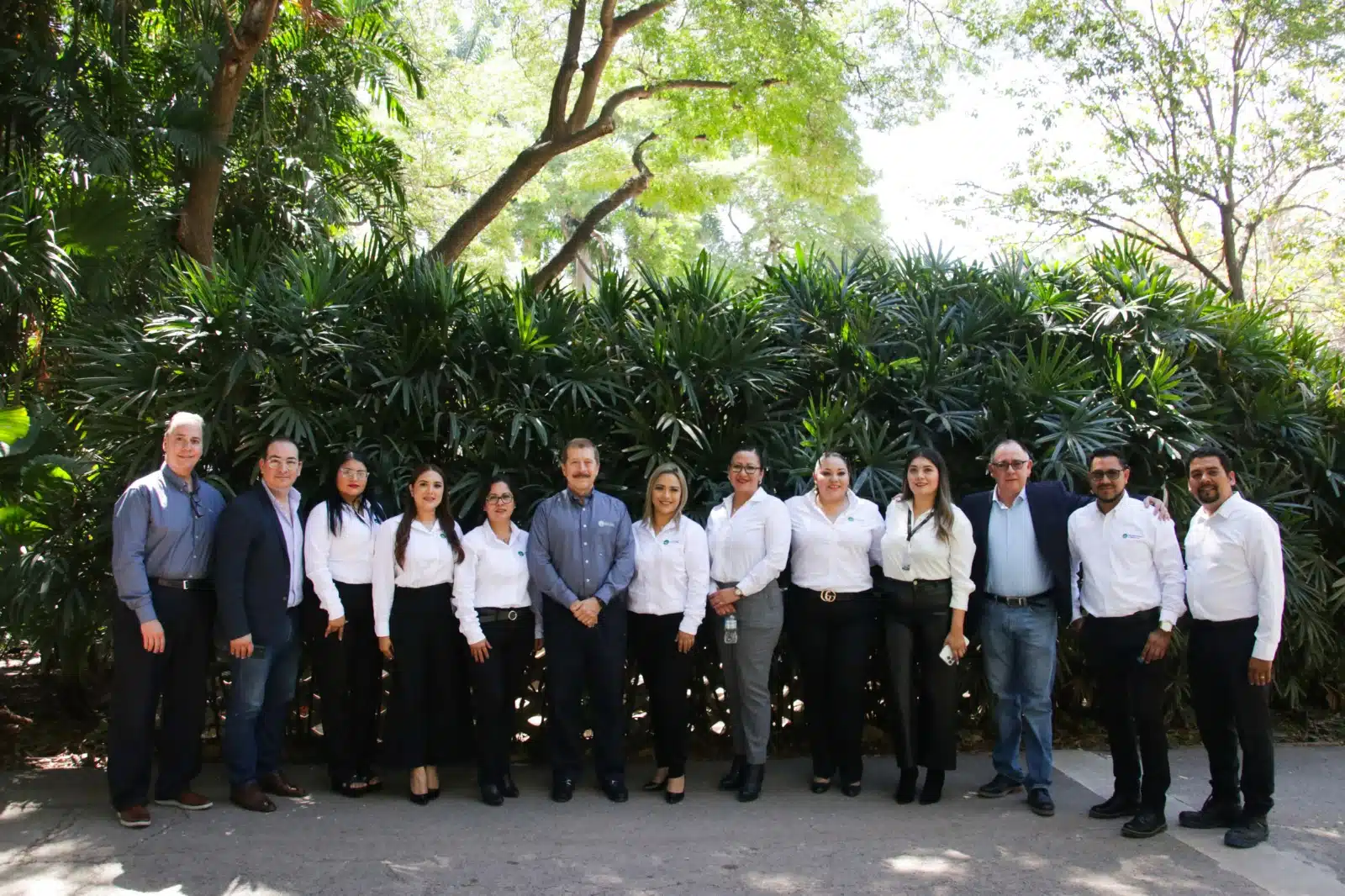 Directivos y gerentes de PASA en el Jardín Botánico de Culiacán