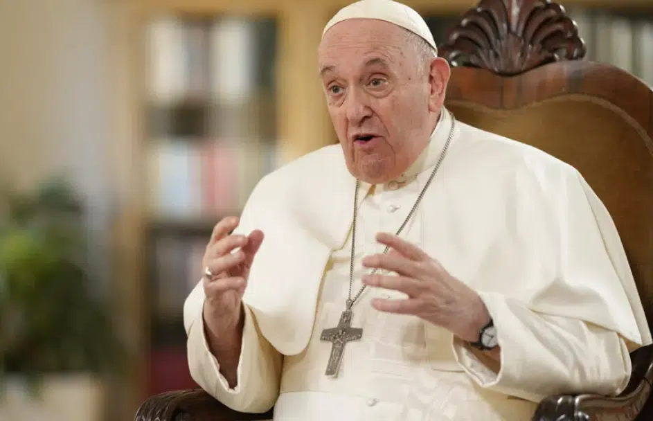 Papa Francisco se pronuncia por una mayor participación de la mujer en la iglesia