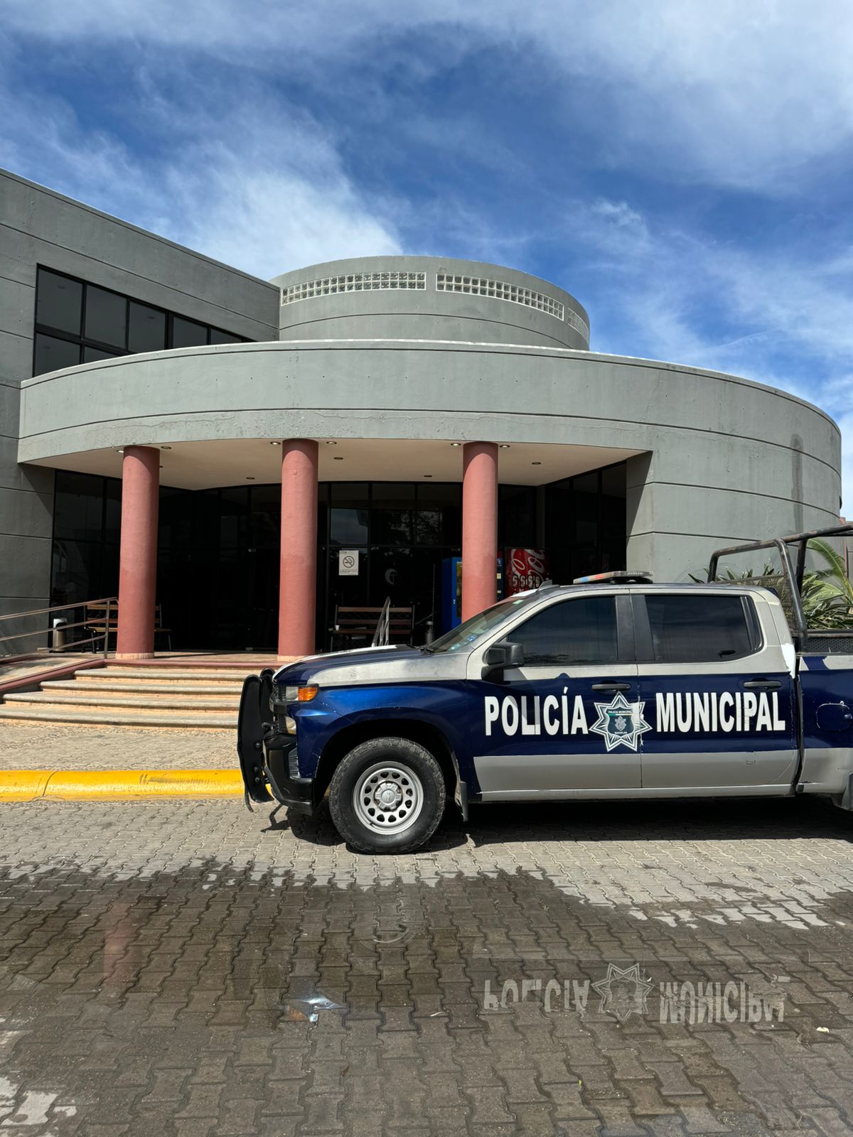 Policia municipal en el lugar de los hechos