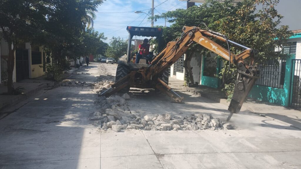 Rehabilitación de la red de drenaje en la Calle Aristarco, en el tramo de Avenida Guillermo Haro Barraza y calle Galileo, del fraccionamiento Villa Galaxia.