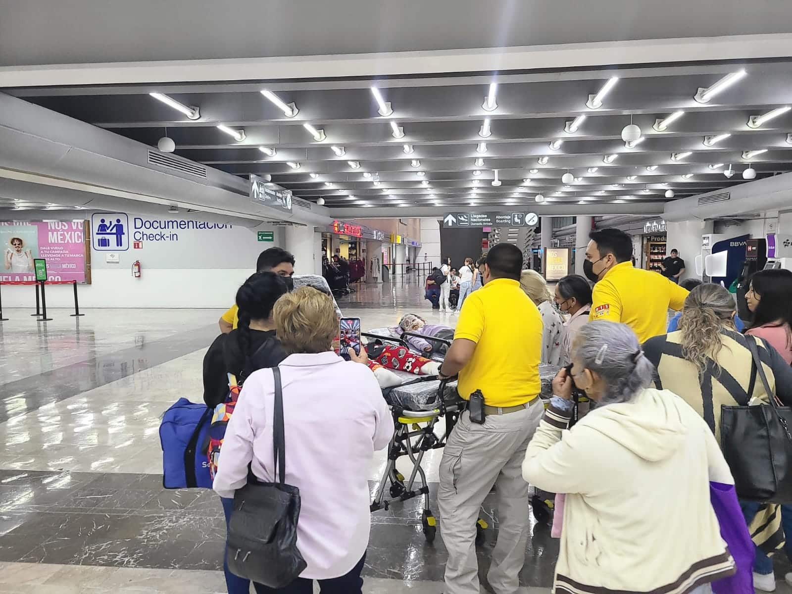 Shriners Culiacán logró esta noche el traslado de dos menores lesionados por quemaduras a un hospital especializado en Sacramento, California.