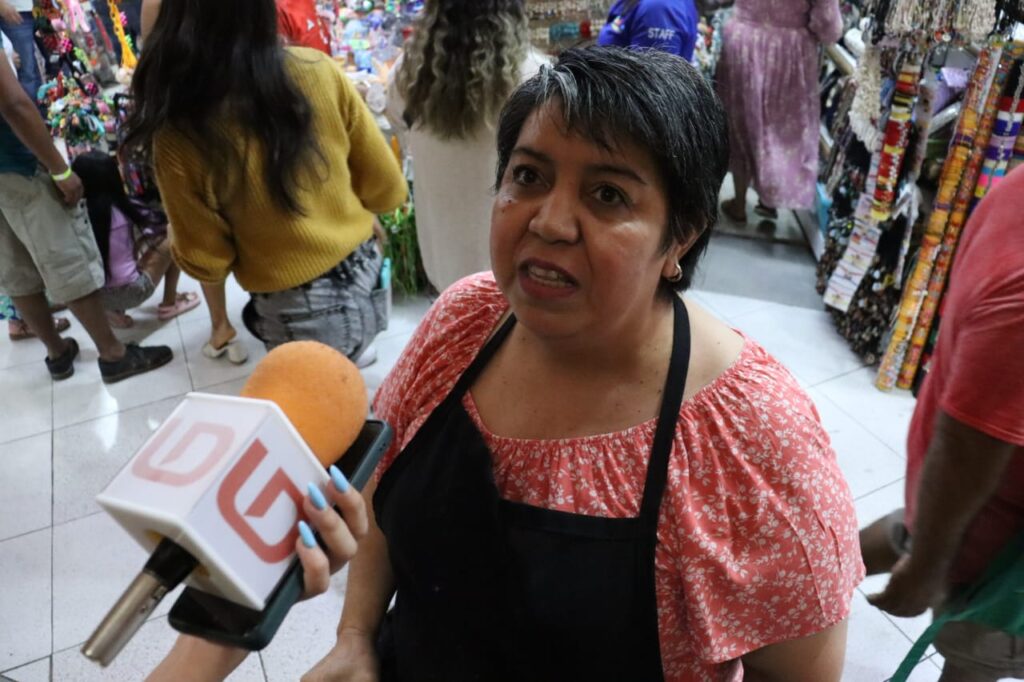 Teresa Preciado locataria del Mercado Pino Suárez Mazatlán