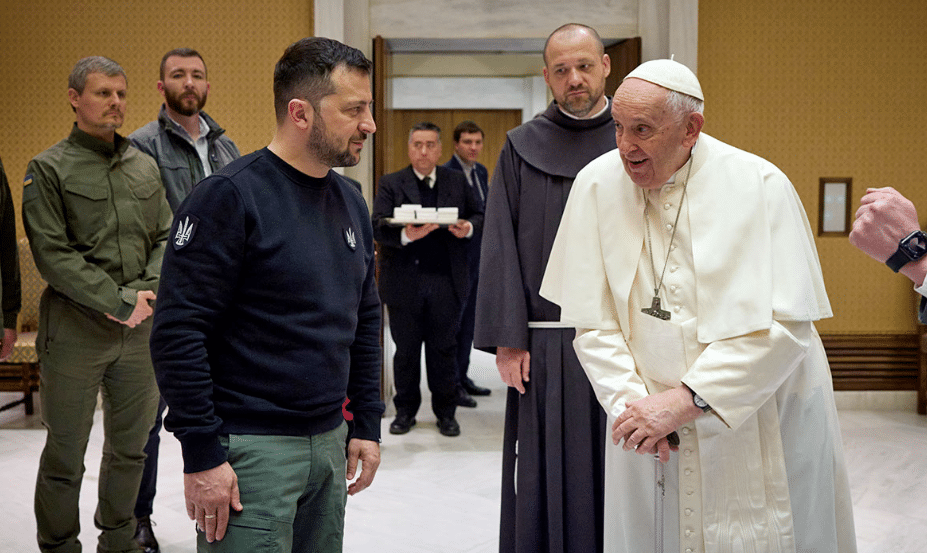 Papa aconseja a Ucrania 