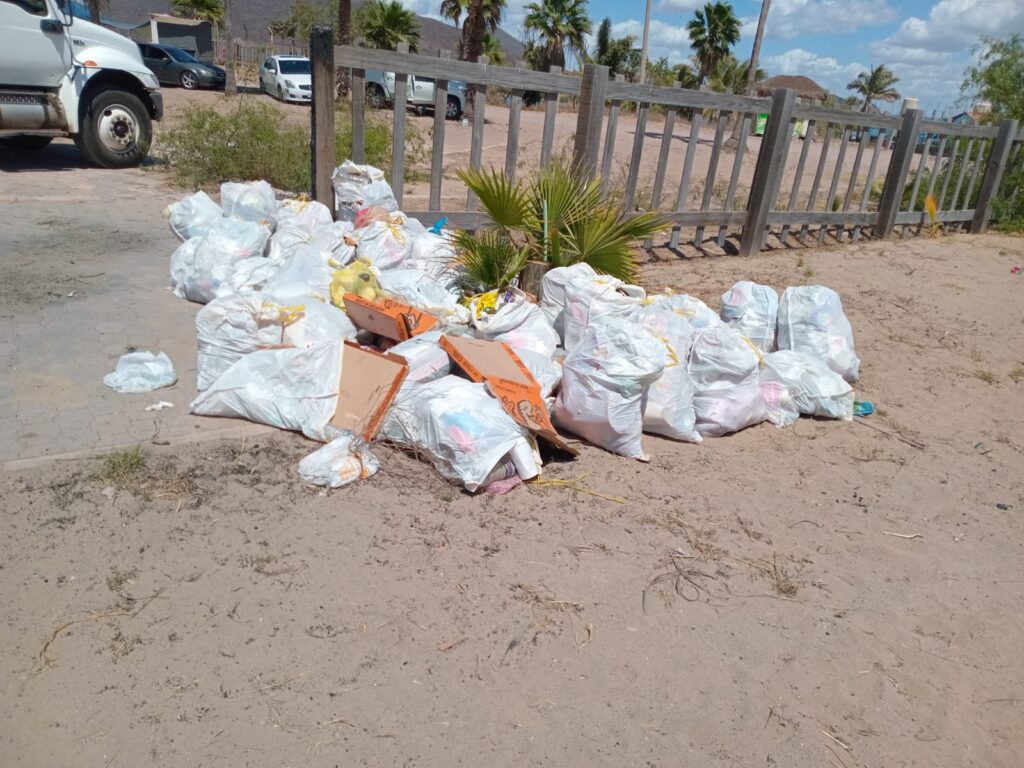 Mucha basura en El Maviri