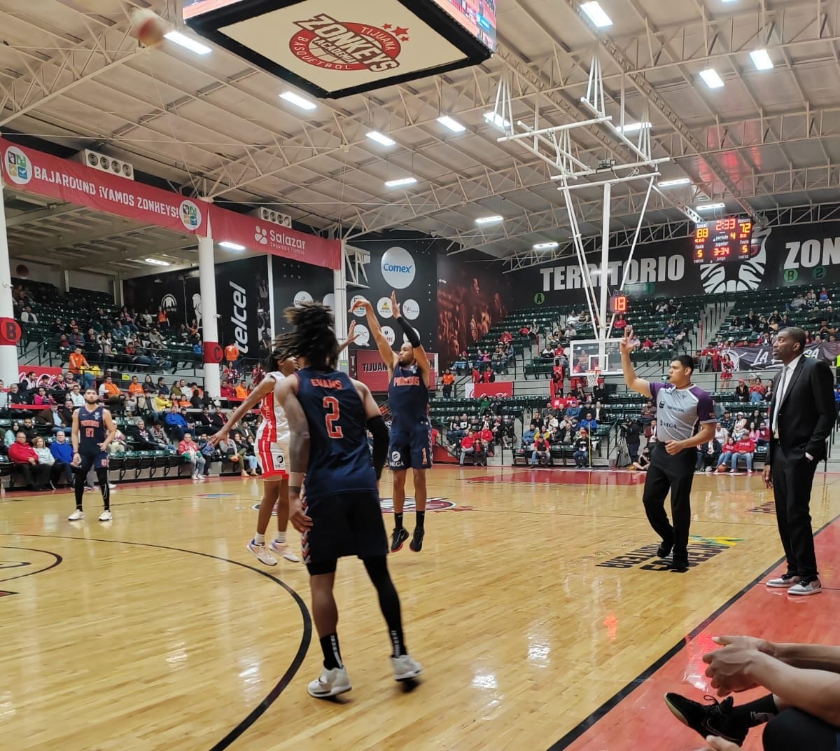 Zonkeys de Tijuana derrotó a Pioneros de Los Mochis por pizarra de 95-86.