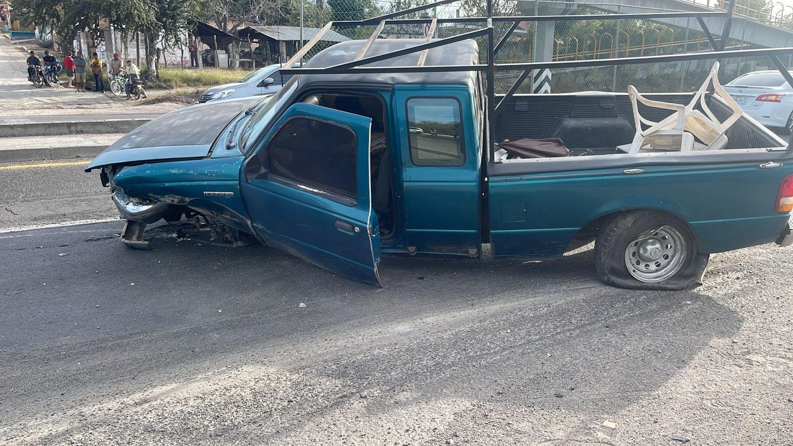 Camioneta tras accidente