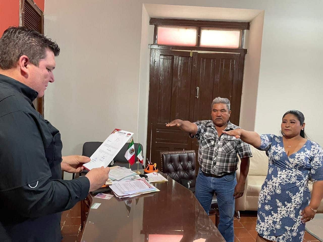 Toma de protesta a síndicos y funcionarios sustitutos de El Fuerte