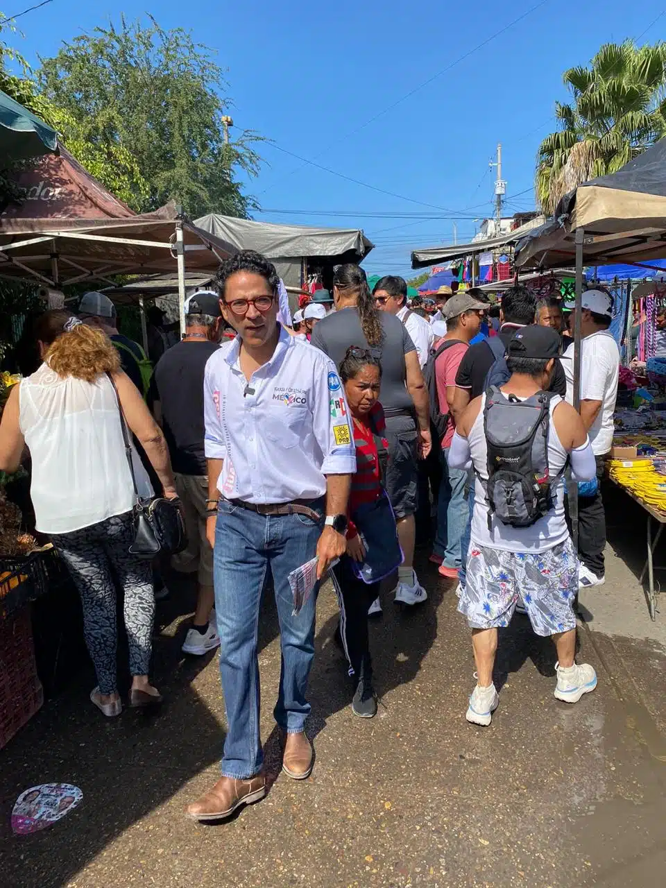 Recorrido de Juan Alfonso Mejía en la colonia Benito Juárez