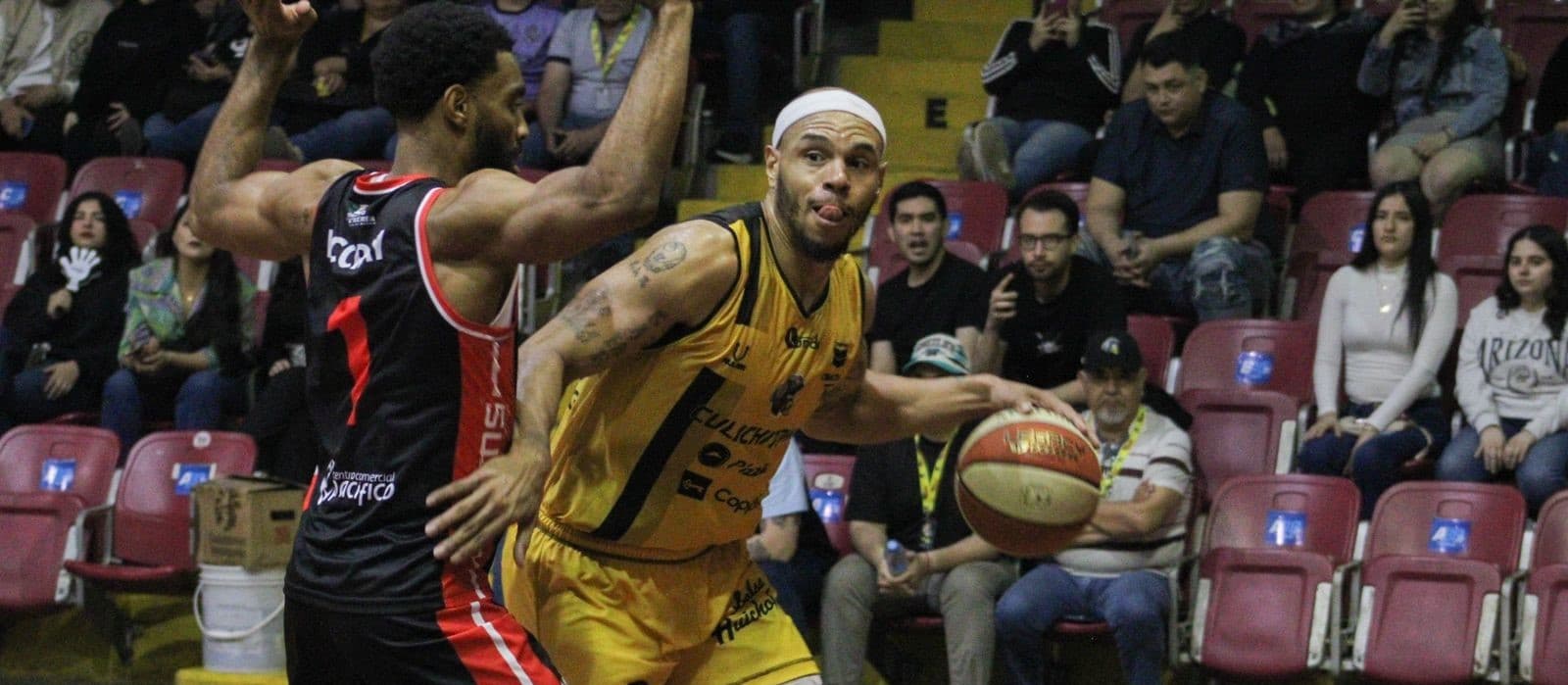 Juego entre Zonkeys de Tijuana y Caballeros de Culiacán en el Polideportivo Juan S. Millán