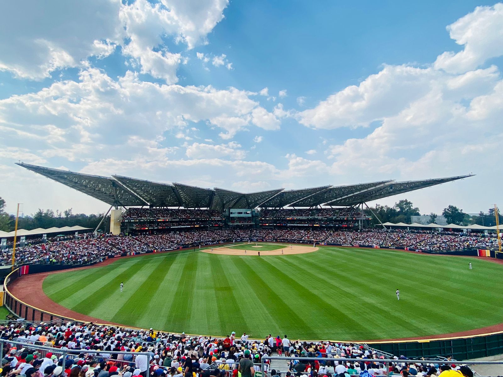 Estadio Alfredo Harp Helú