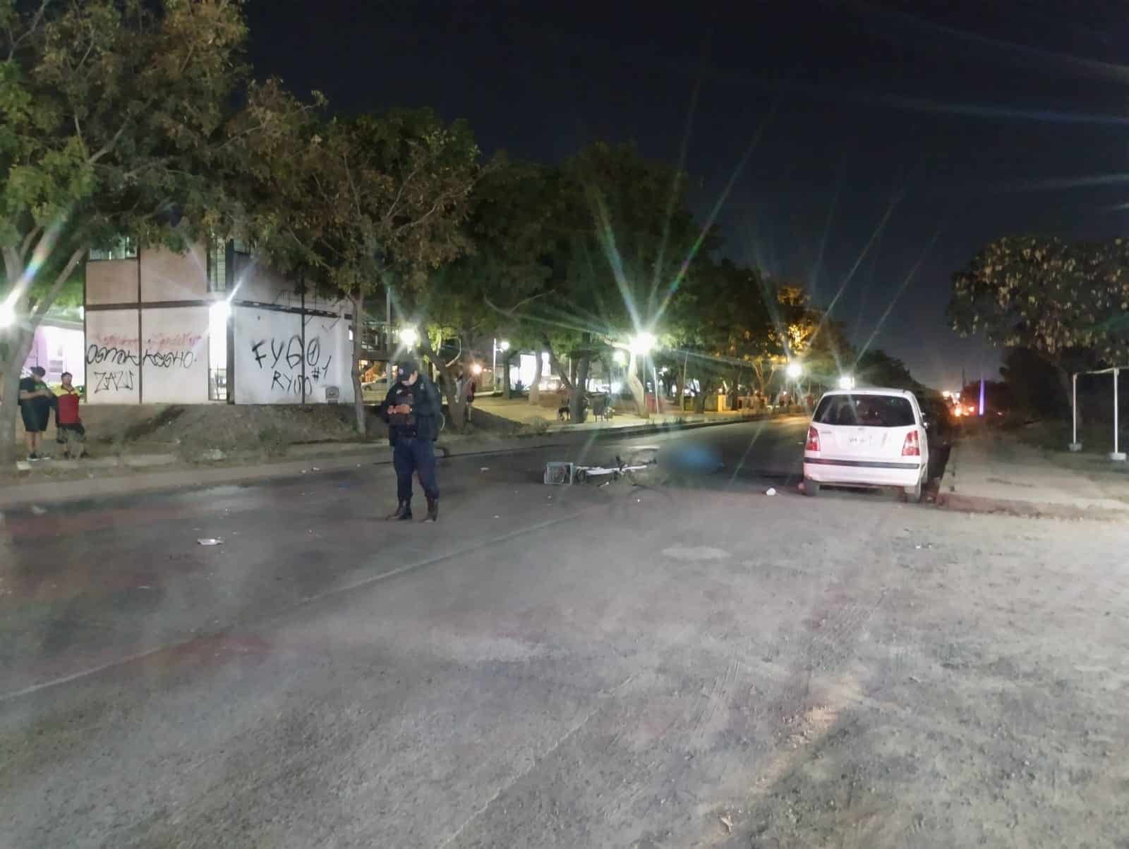 Elemento policiaco en el lugar de los hechos