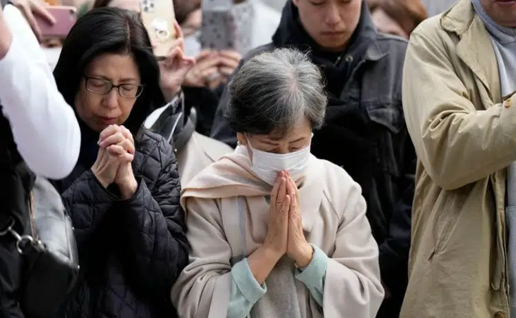 Rinden homenaje a víctimas de sismo y tsunami en Japón hace 13 años