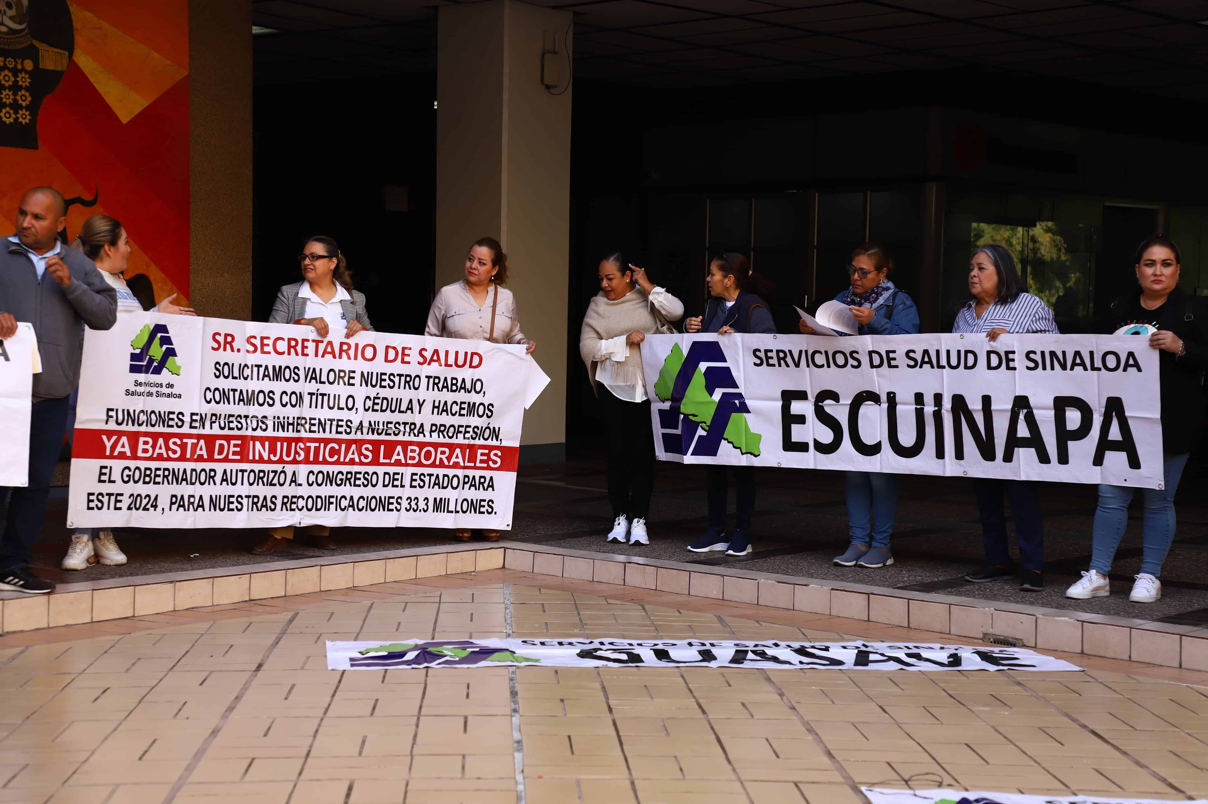 Manifestación de trabajadores de la Salud en Palacio de Gobierno