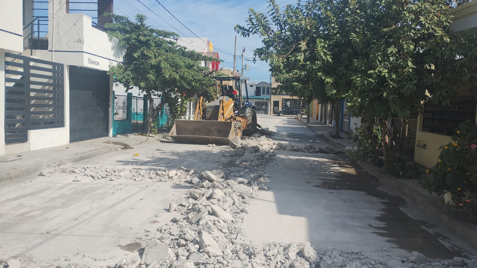 Rehabilitación de la red de drenaje en la Calle Aristarco, en el tramo de Avenida Guillermo Haro Barraza y calle Galileo, del fraccionamiento Villa Galaxia.