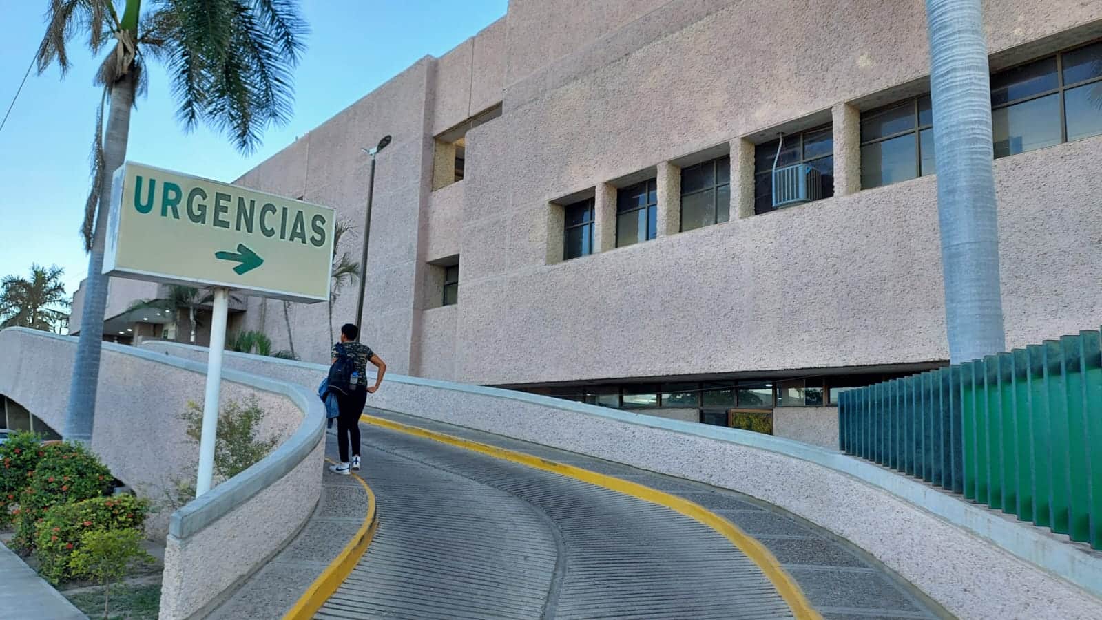 Urgencias de clínica del IMSS en Los Mochis