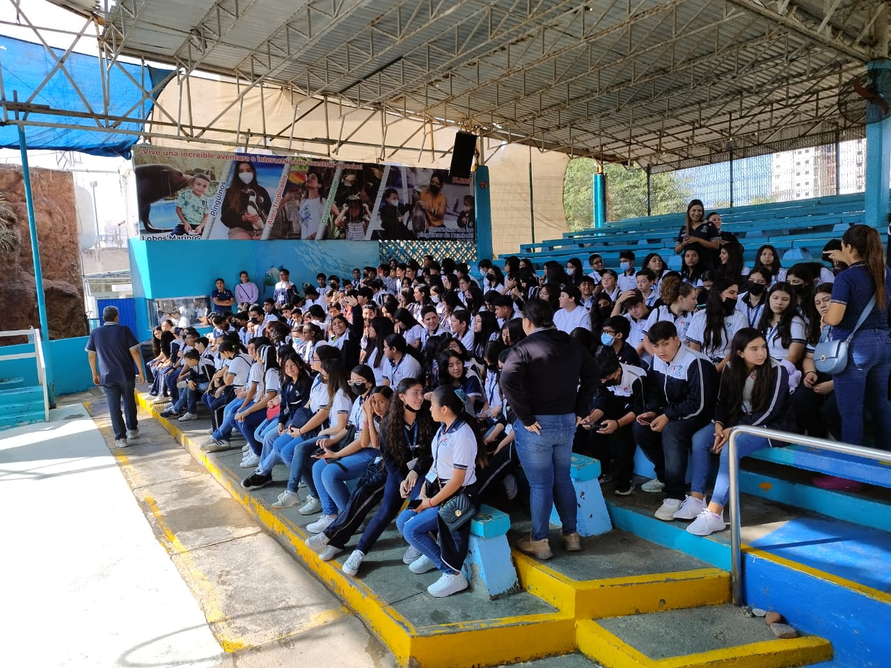 Asistentes al Acuario Mazatlán
