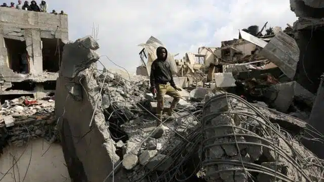 Acusa ONU a Israel de usar Inteligencia Artificial para destruir estructuras civiles en Gaza