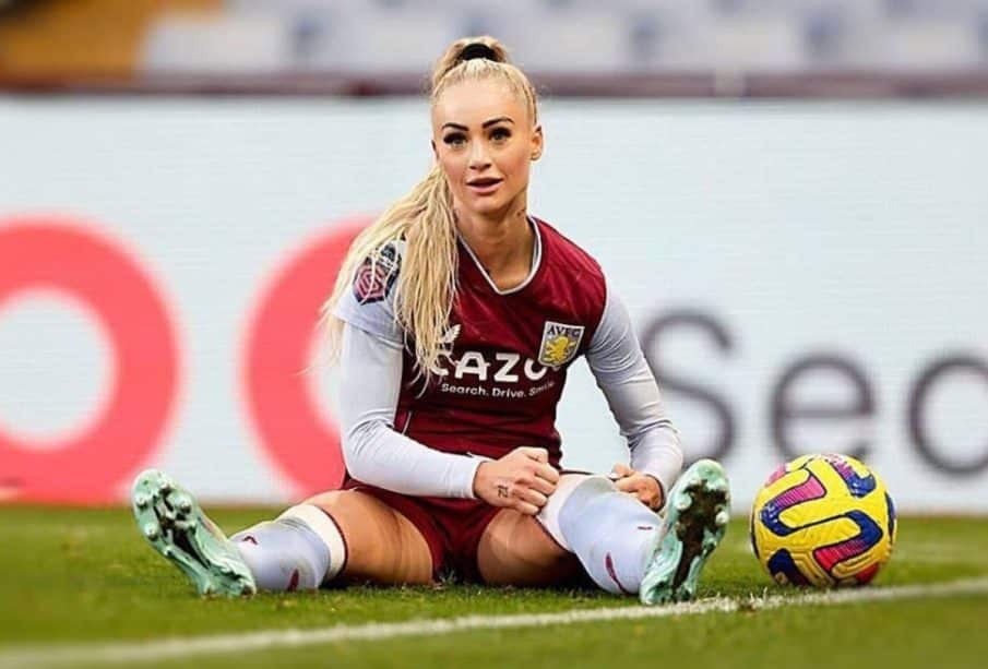 Alisha Lehman futbolista de Suiza