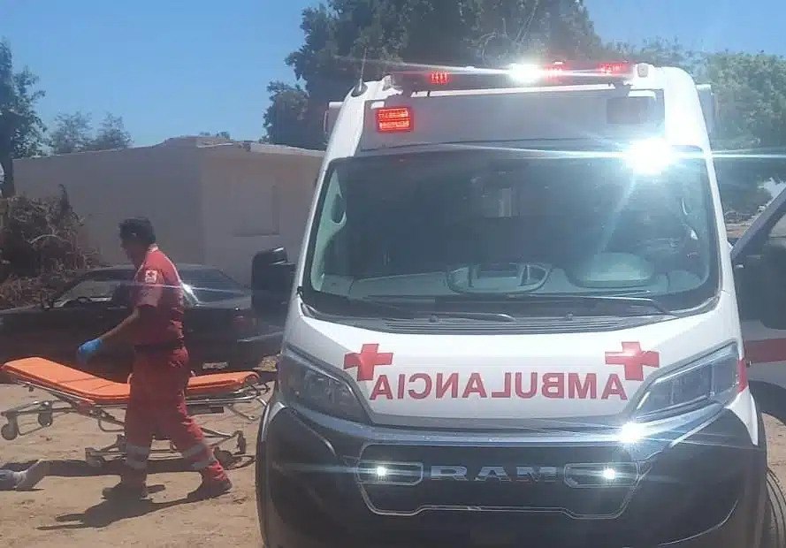 Ambulancia de la Cruz Roja de Guasave