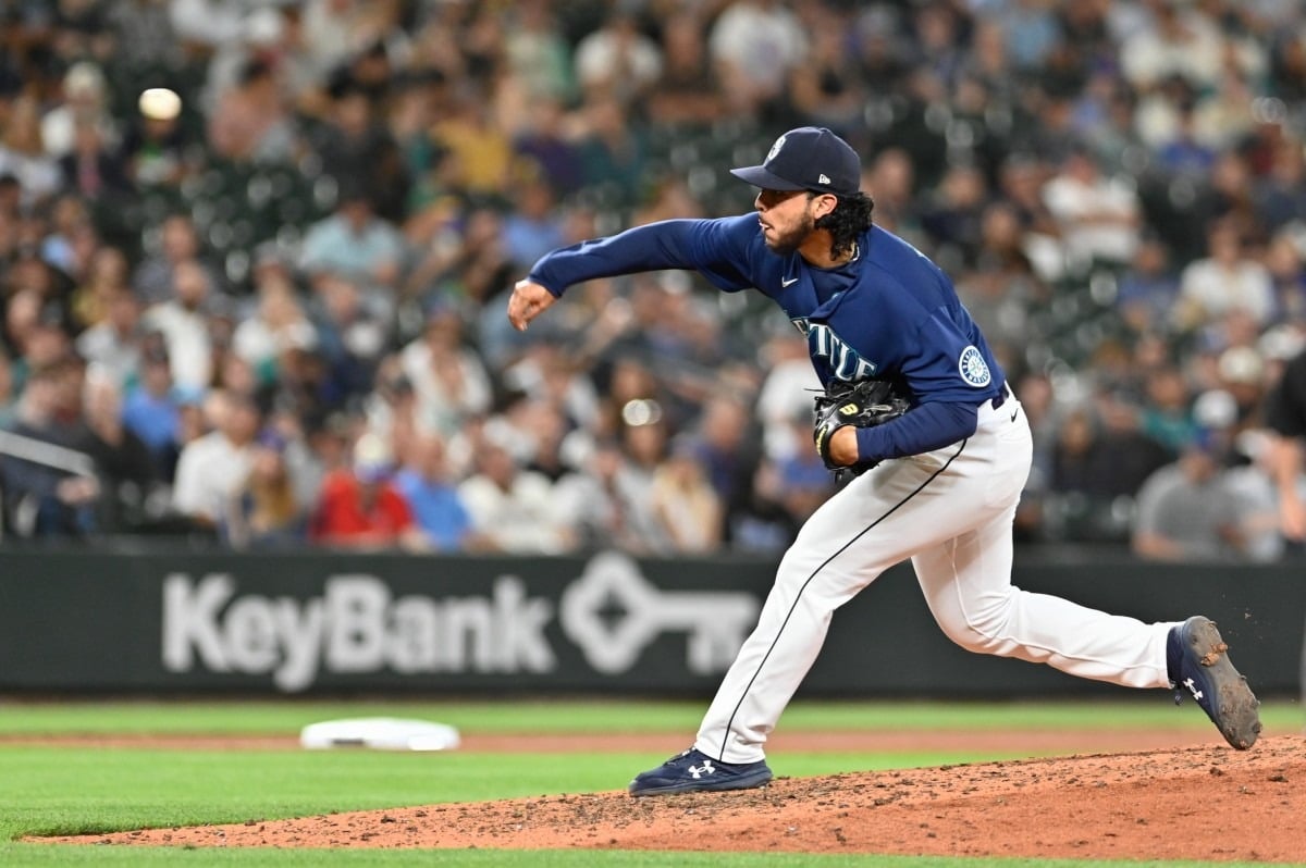 Andrés Muñoz logró su primera victoria de la temporada 2024 de Major League Baseball (MLB).