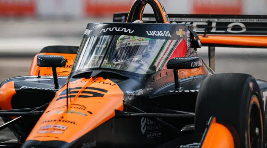 El piloto mexicano de McLaren expresó su deseo de llegar a la máxima