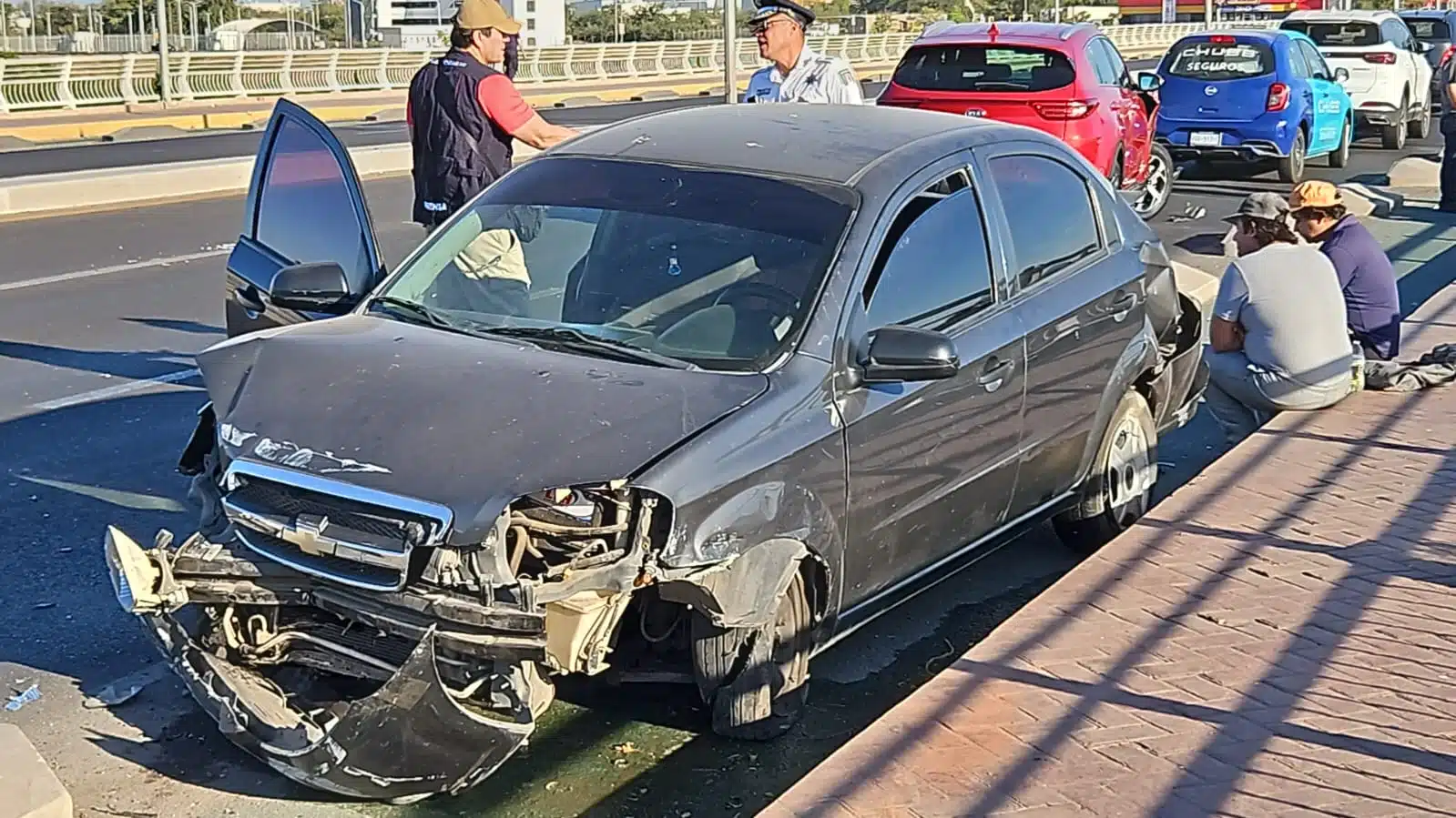Automóvil chocado en Culiacán