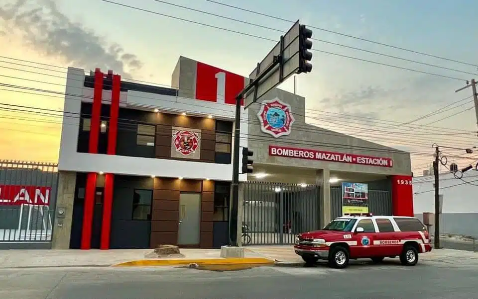 Estación de Bomberos Mazatlán.