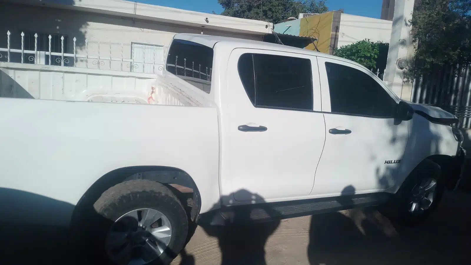Camioneta recuperada en Culiacán