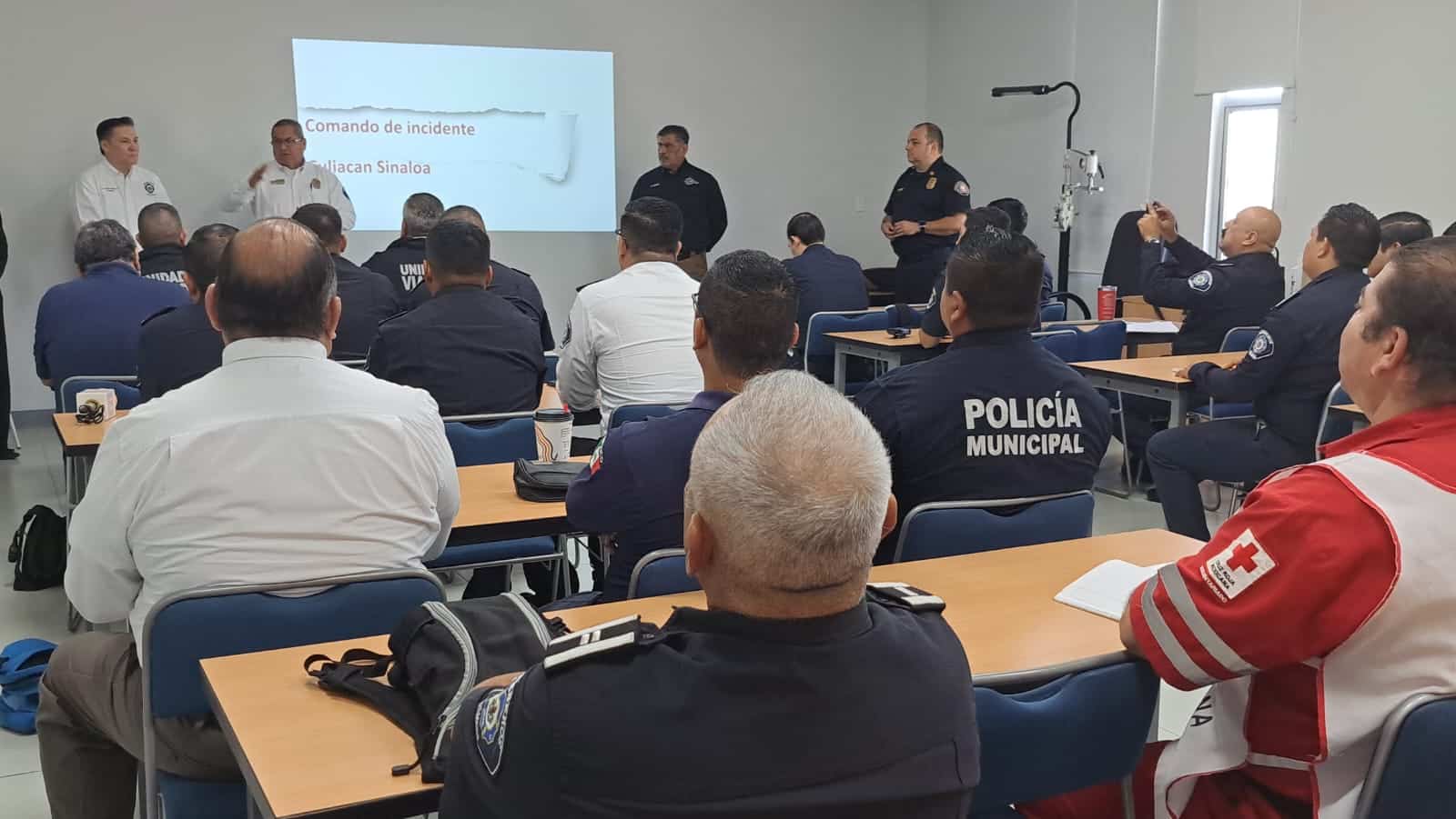 Capacitación a elementos de Bomberos, Cruz Roja y Protección Civil de Culiacán