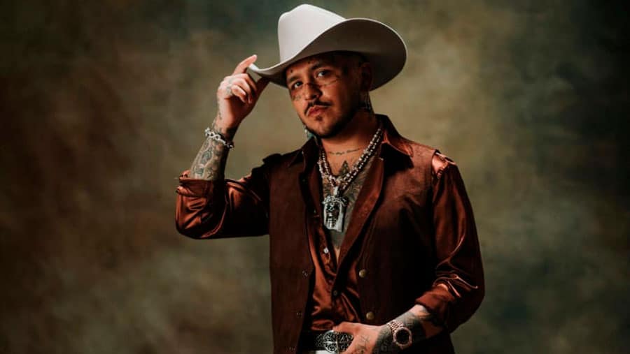 Christian Nodal anuncia conciertos en CDMX