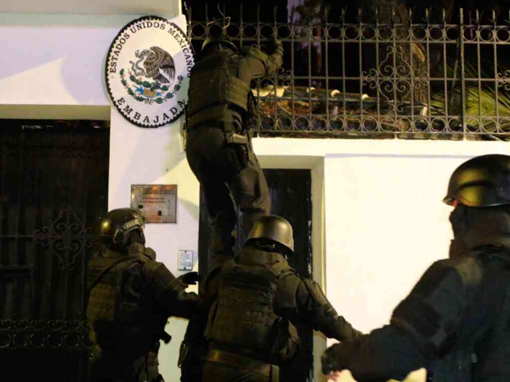 Condena Senado asalto a la Embajada de México en Ecuador