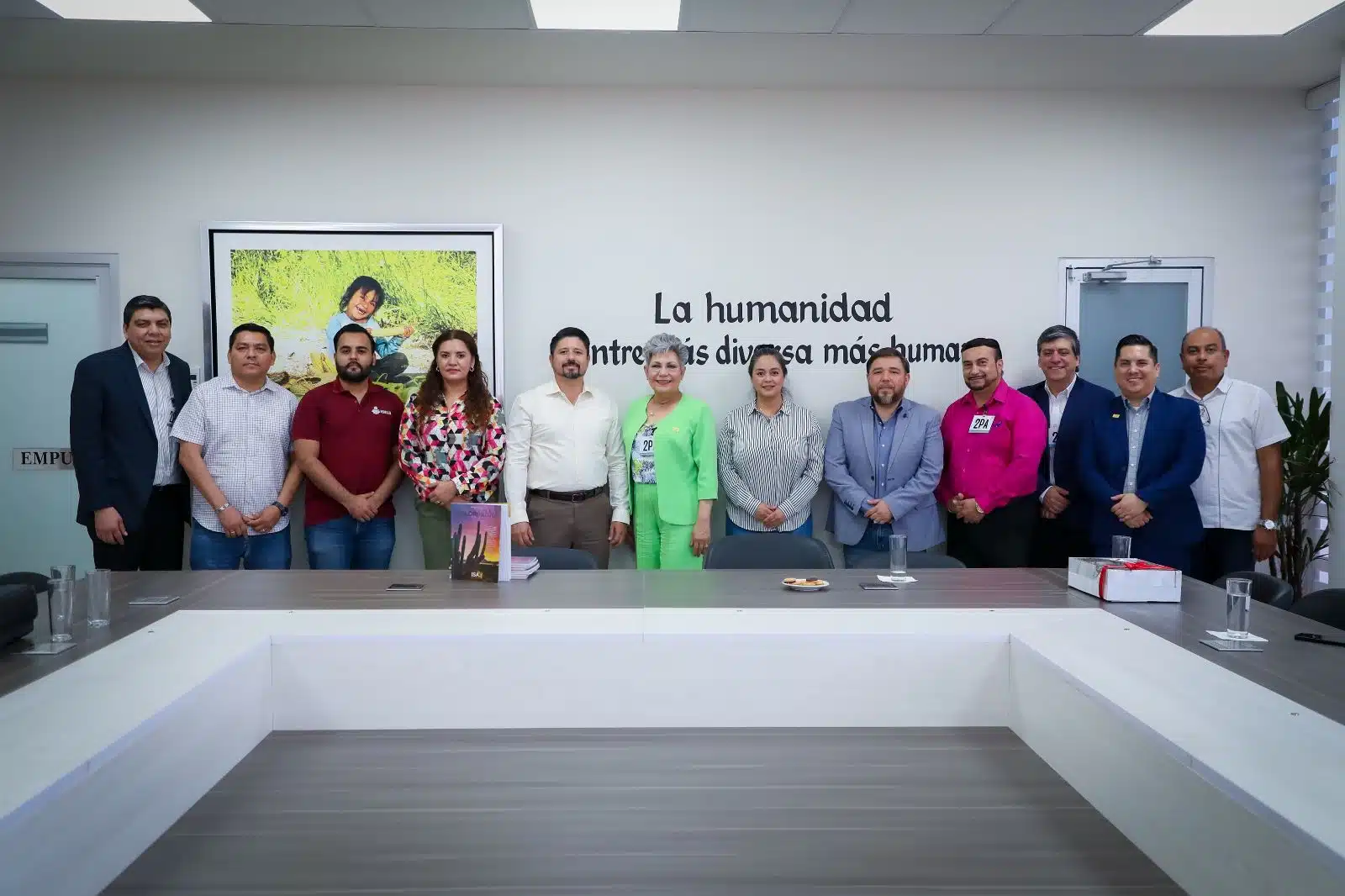 Diputados de Morena sostienen reunión la auditora Superior de Sonora