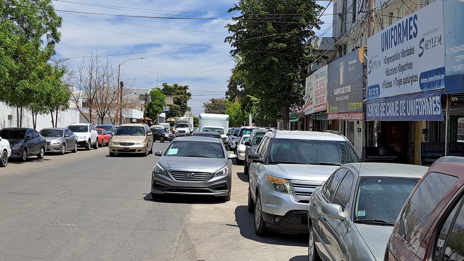 Estacionamiento en centro de Guamúchil