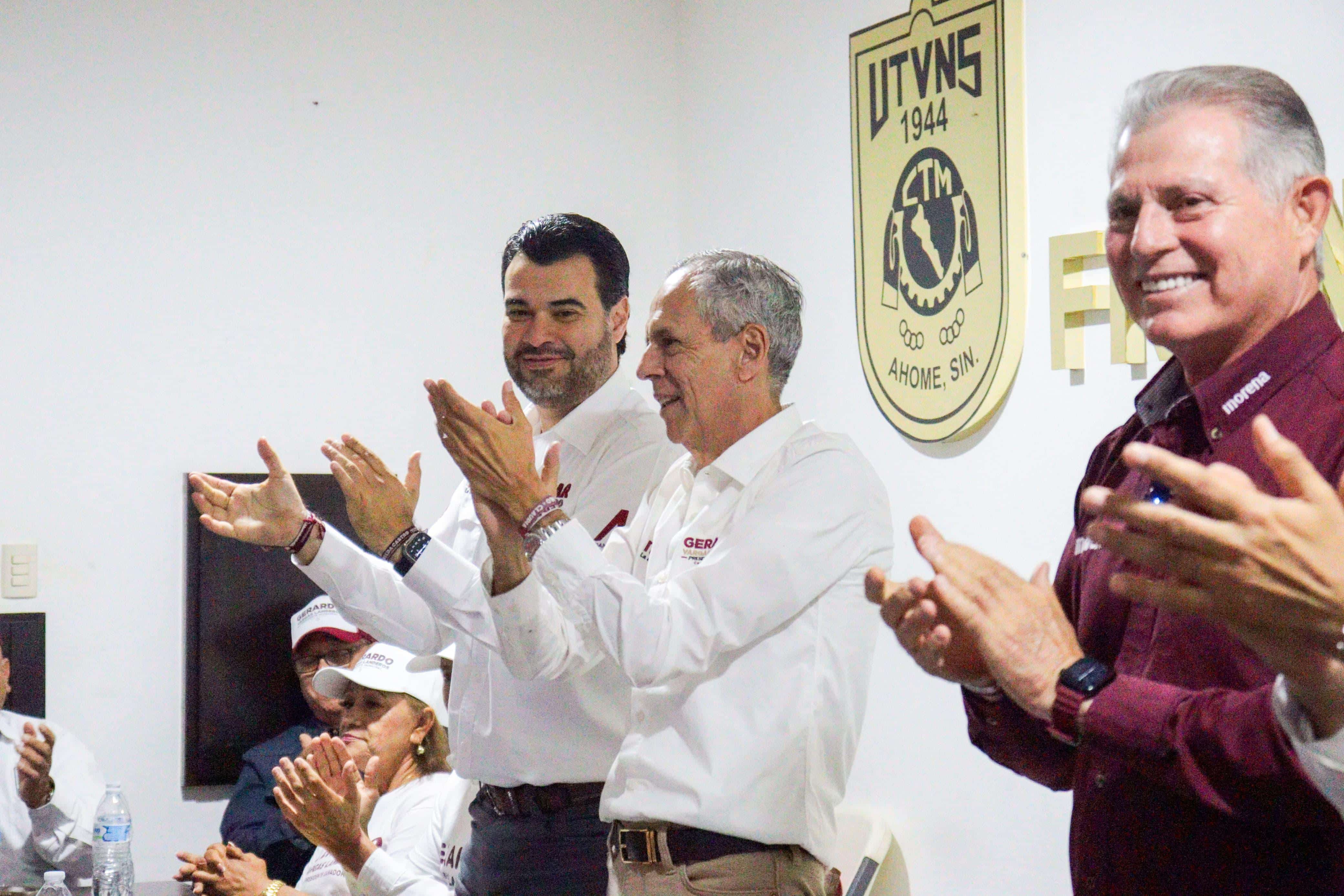 Gerardo Octavio Vargas Landeros durante su encuentro con Trabajadores de la Unión del Volante en Los Mochis