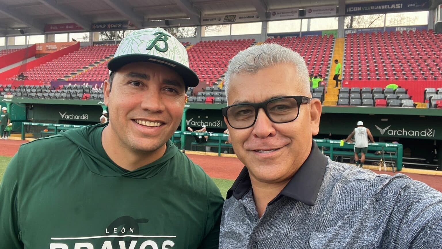 Héber Gómez junto a Jesús 