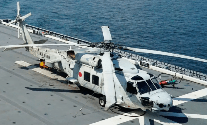 Colisión de dos helicópteros de las fuerzas japonesas deja un muerto y 7 desaparecidos