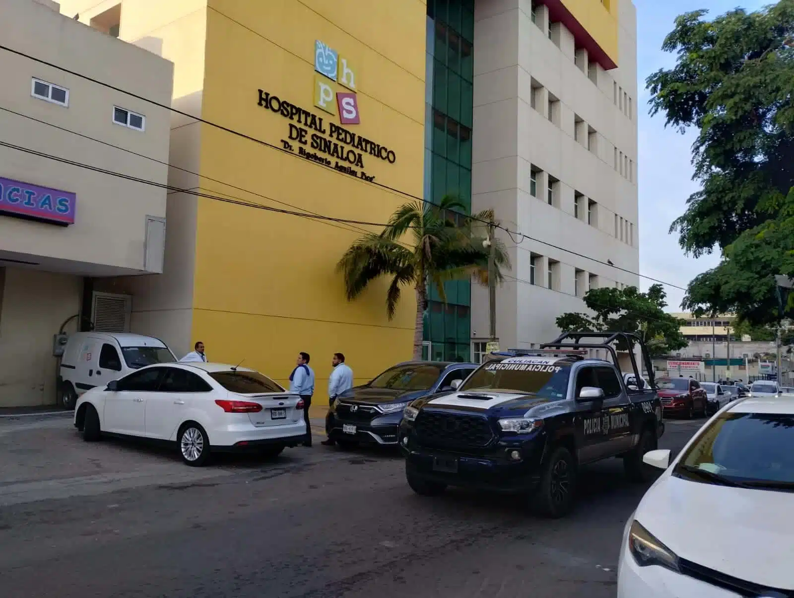 La menor permanece internada en el Hospital Pediátrico de Sinaloa.