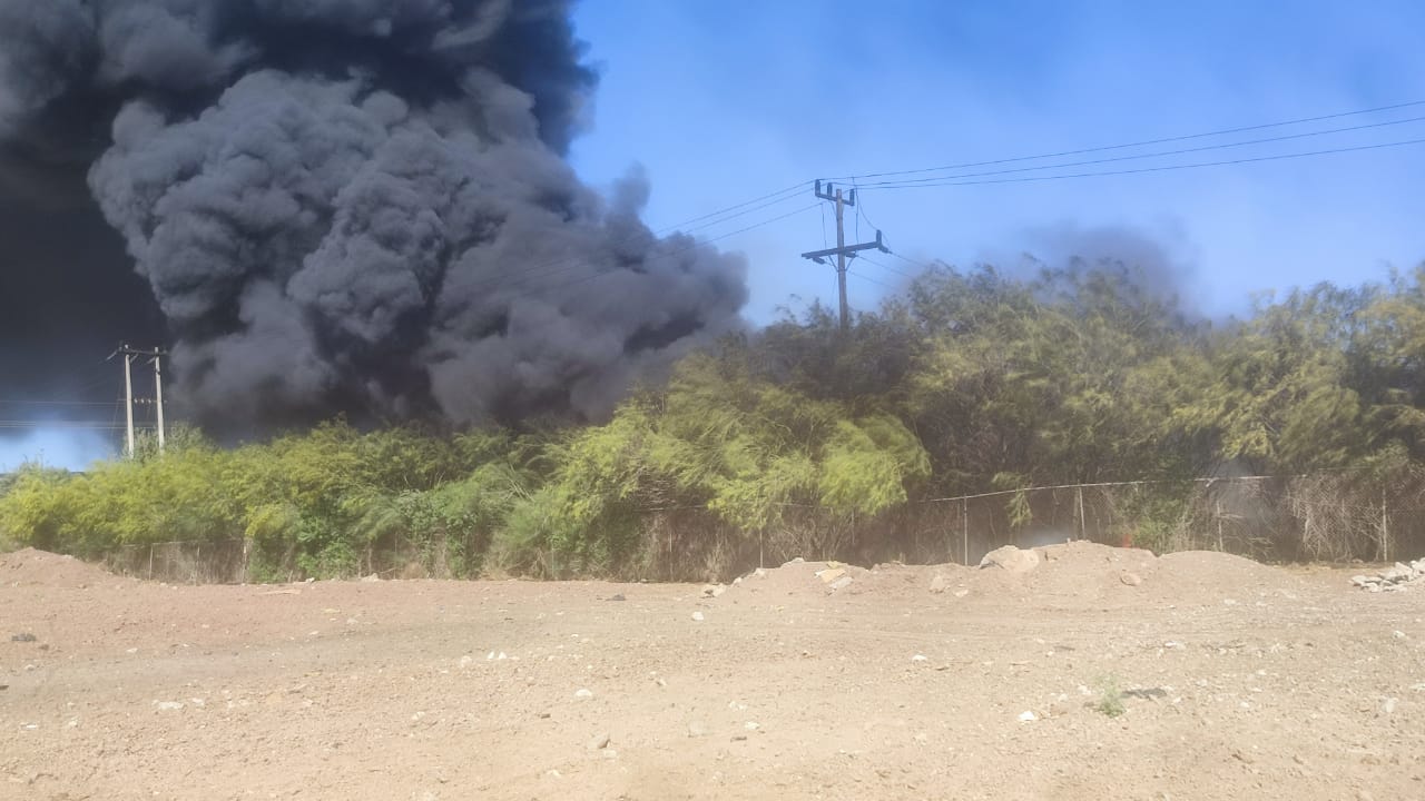 Incendio de empresa agrícola en Los Mochis.