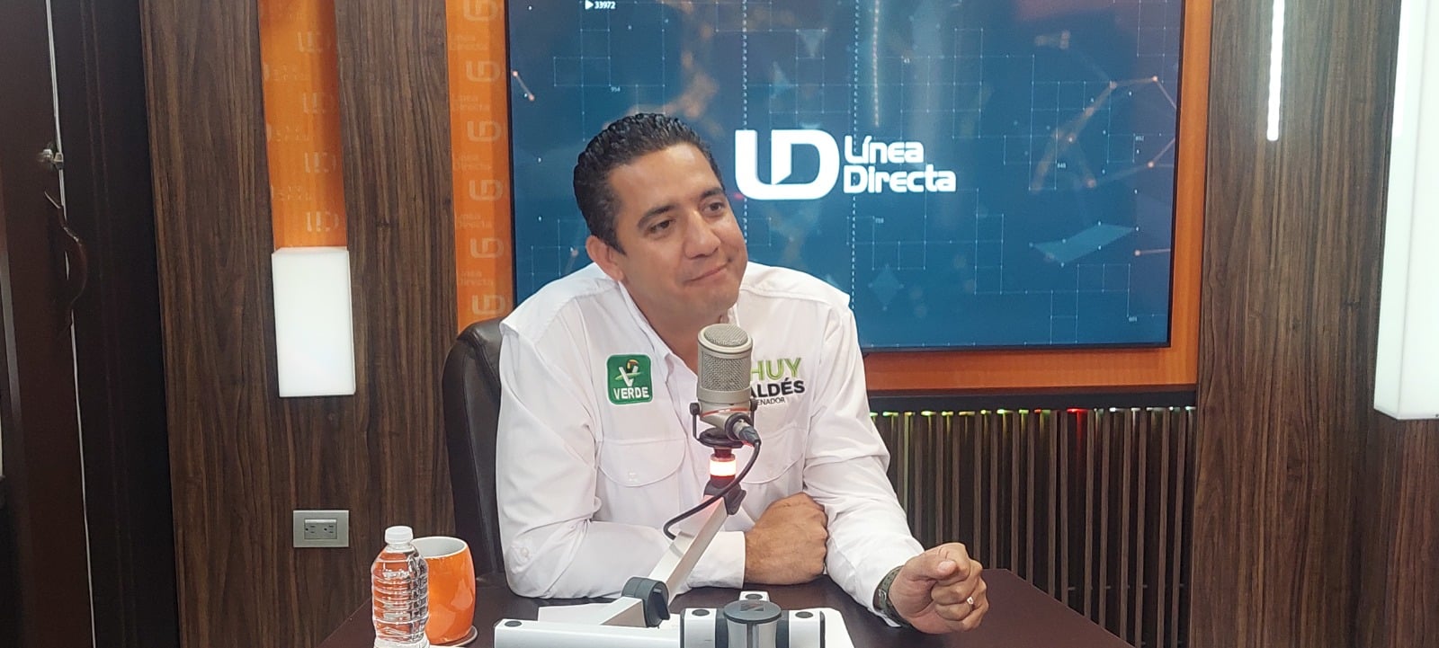 Jesús Valdés Palazuelos en el estudio de LD