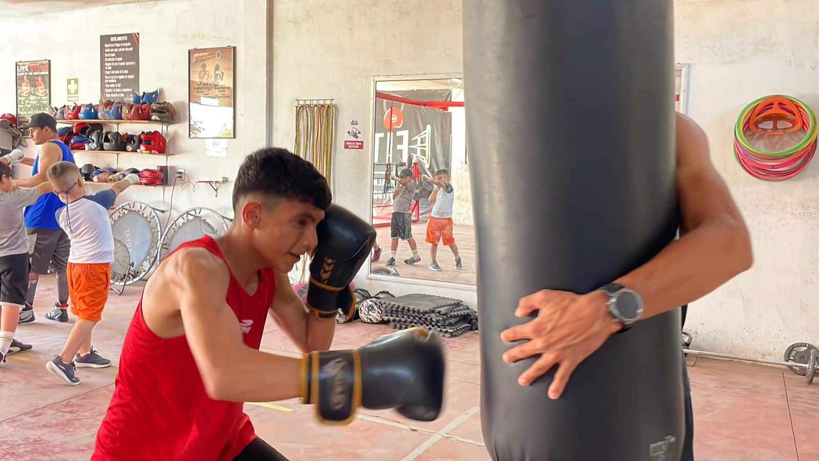 Johan Aceves entrenando