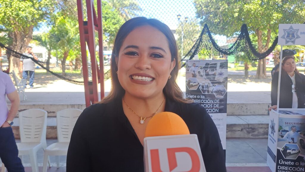 Johana Márquez en entrevista con Línea Directa en Mazatlán durante la feria del empleo para formar parte de la Policía Municipal o Estatal Preventiva