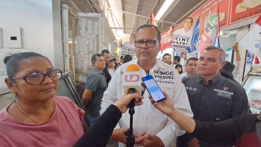 El candidato a la presidencia municipal de Ahome por la coalición “Fuerza y corazón por Sinaloa” integrada por PAN, PRI, PRD y PAS, José Domingo “Mingo” Vázquez Márquez