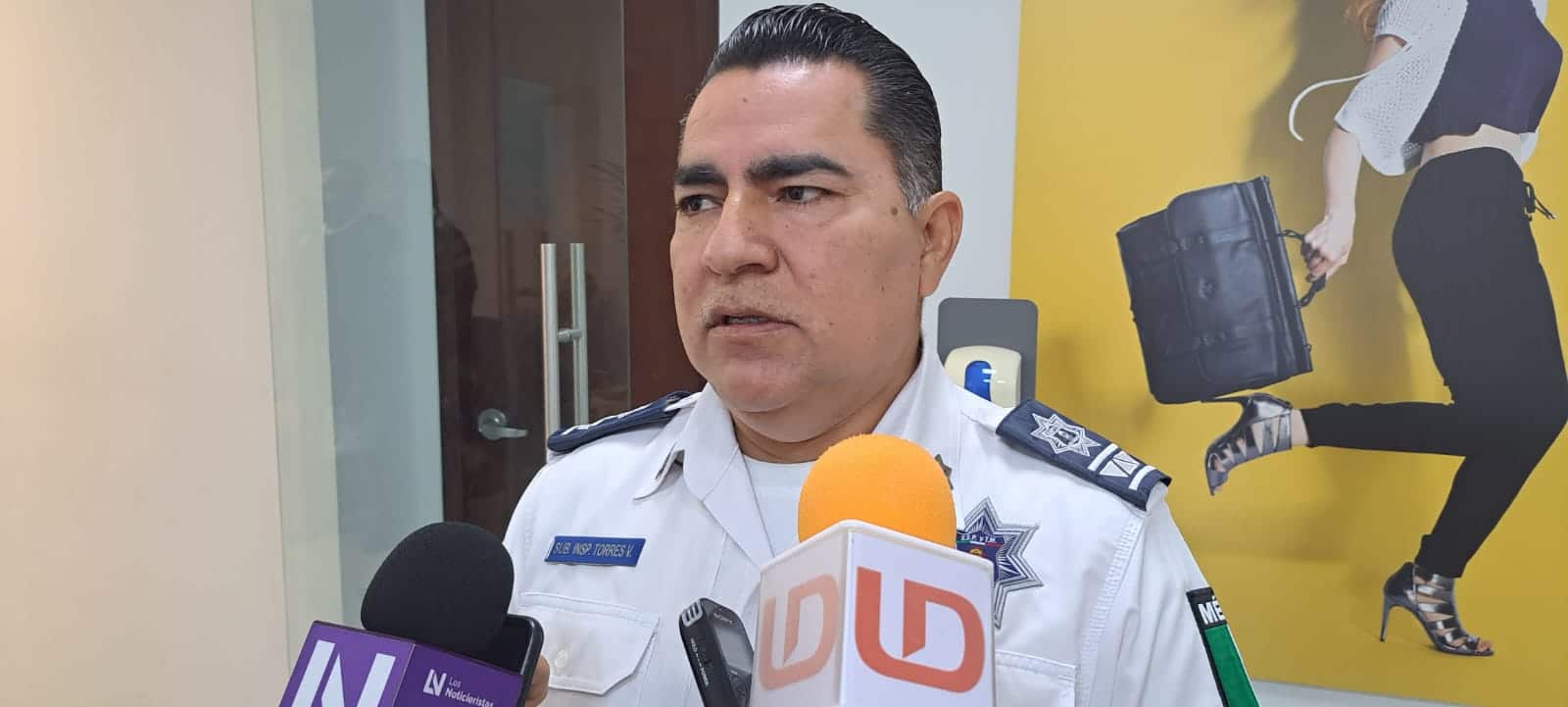 José Luis Torres con medios de prensa