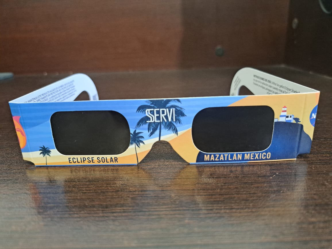 Experto hace estas recomendaciones a la hora de comprar tus lentes para ver el eclipse