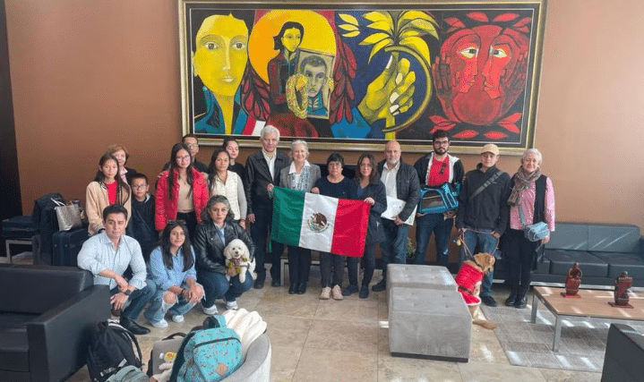 Cuerpo diplomático en Ecuador regresa a México