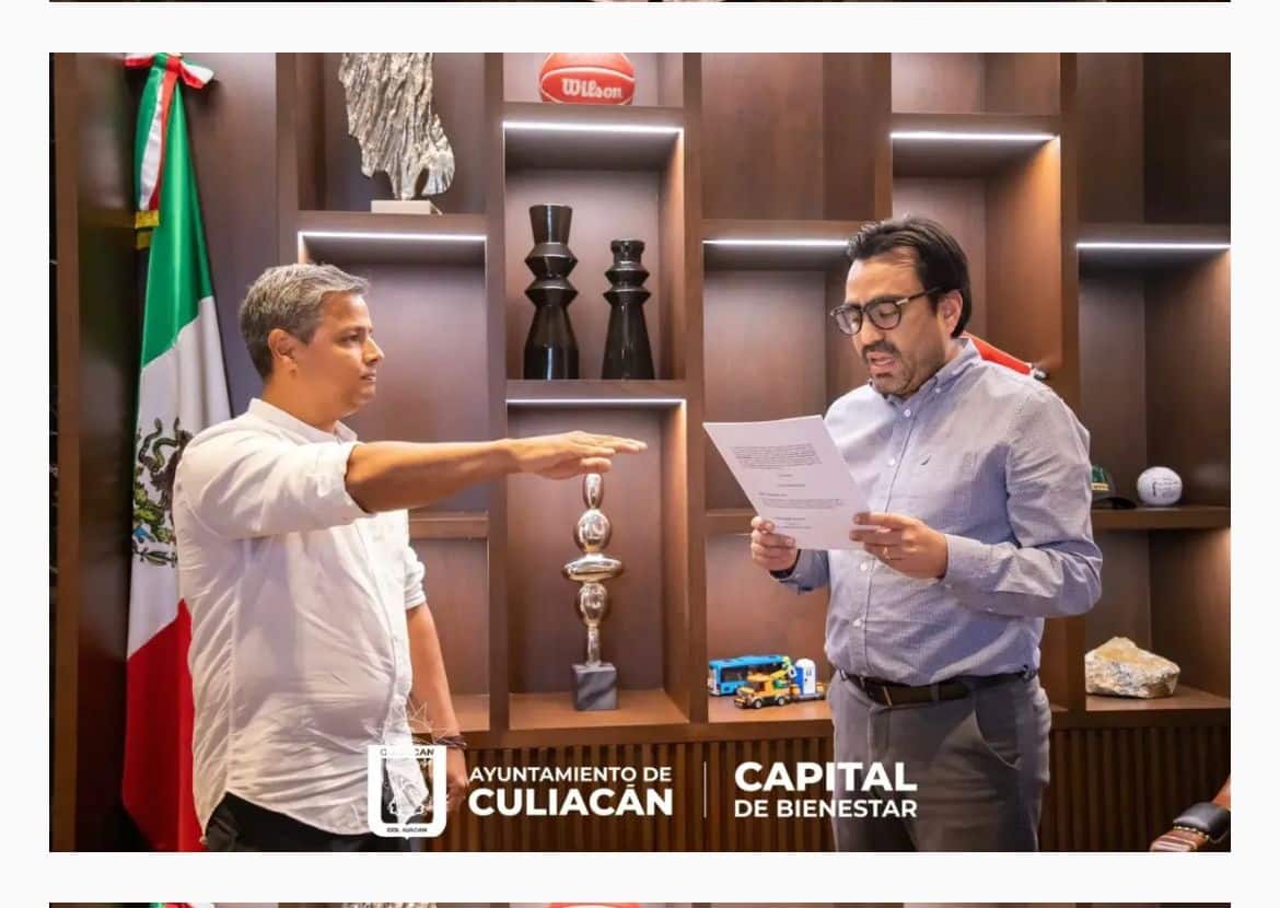 Miguel Aispuro Espinoza, secretario de Desarrollo Urbano Sustentable de Culiacán, en su toma de protesta con el exalcalde Juan de Dios Gámez Mendívil el 10 de octubre del 2022