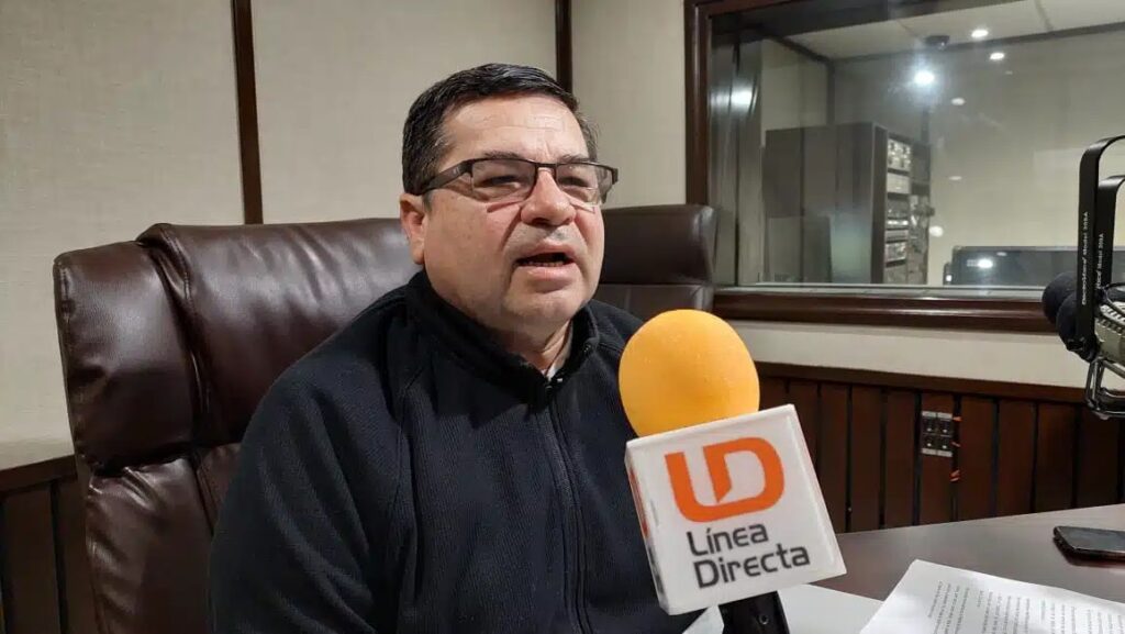 Monseñor Luis Manuel López Salazar en entrevista con Línea Directa en Los Mochis