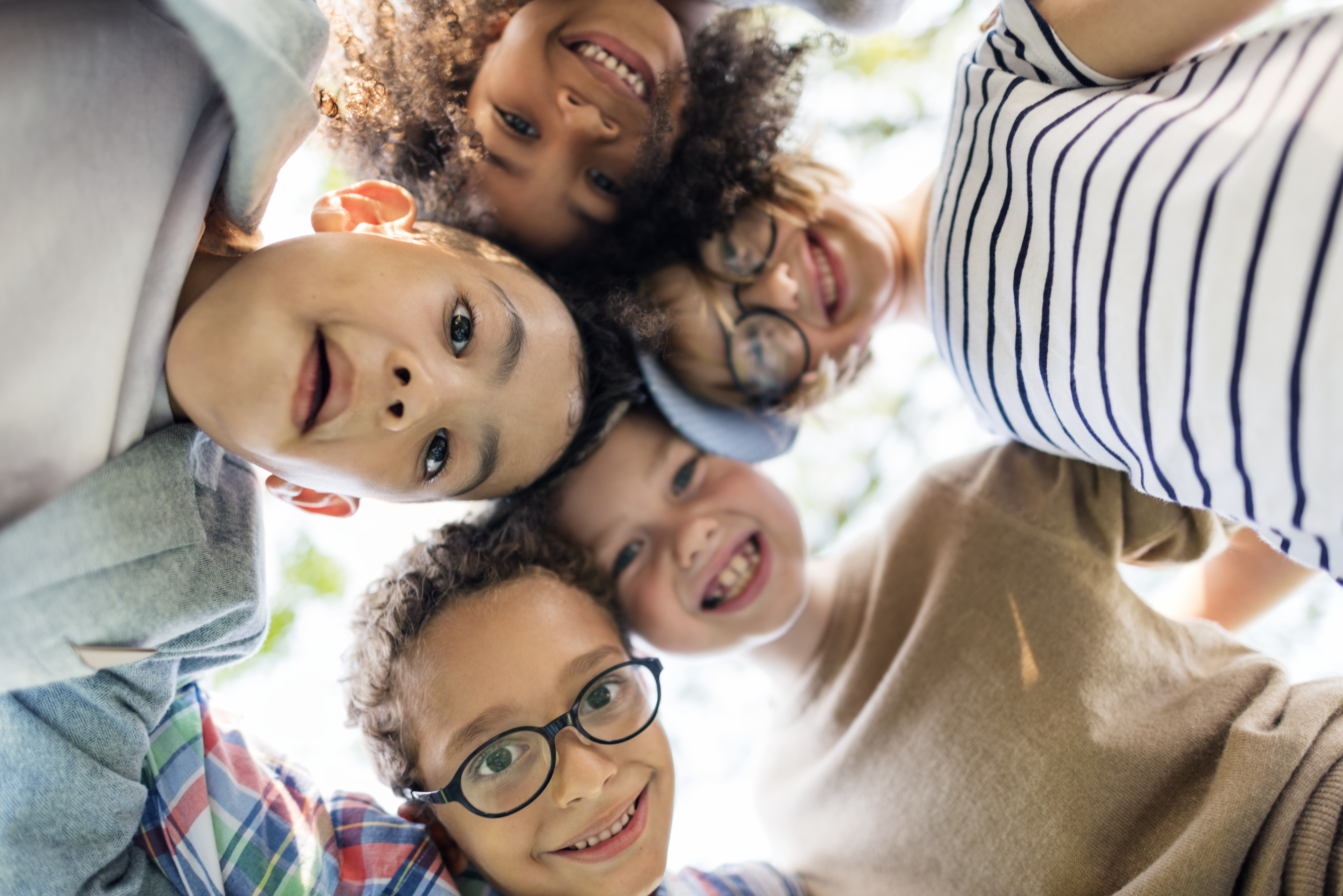 Niños en circulo