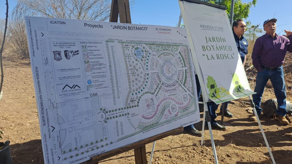 Proyecto del Autoidades en la siembra de los primeros 55 árboles del Jardín Botánico denominado "La Rosca" en exposición