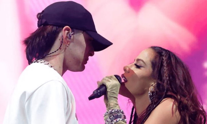 Peso Pluma y Nicki Nicole desbordan química en el Festival Coachella